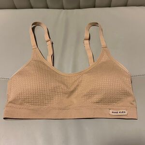 Anne Klein Women’s Sports Bra Tan Size M Waffle Knit Front Smooth Back